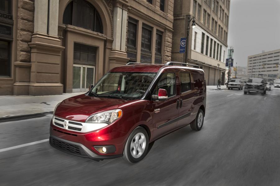  Dodge Ram ProMaster City SLT Wagon 2015 года  (фото 5 из 22)